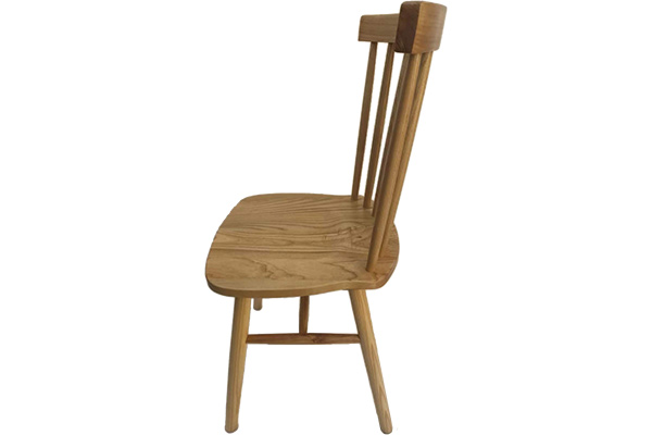 實木溫莎椅側(cè)面