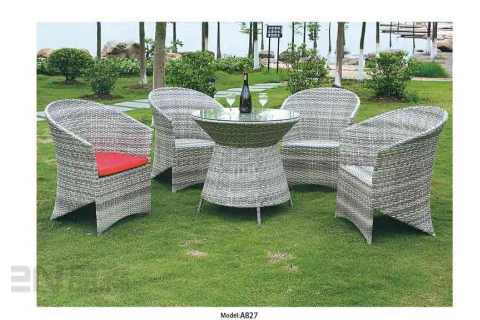 休閑簡(jiǎn)約清新自然戶外餐桌椅組合