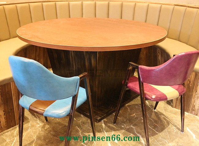 復古工業(yè)風桌

椅