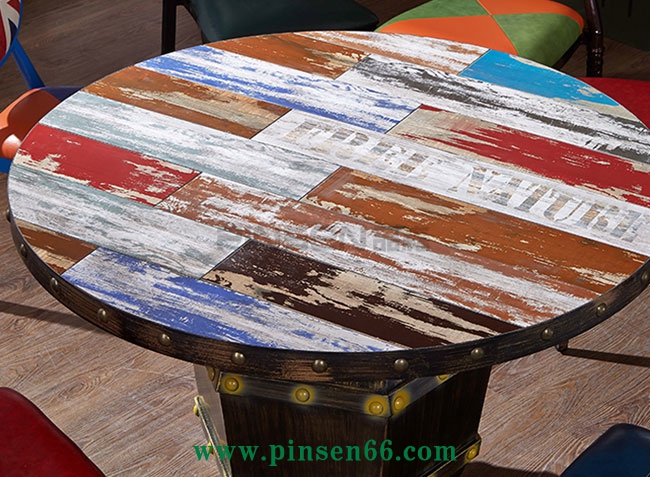 美式咖啡廳主題餐廳餐桌椅圓形鐵藝火鍋桌圓桌子組合復(fù)古工業(yè)風餐桌椅